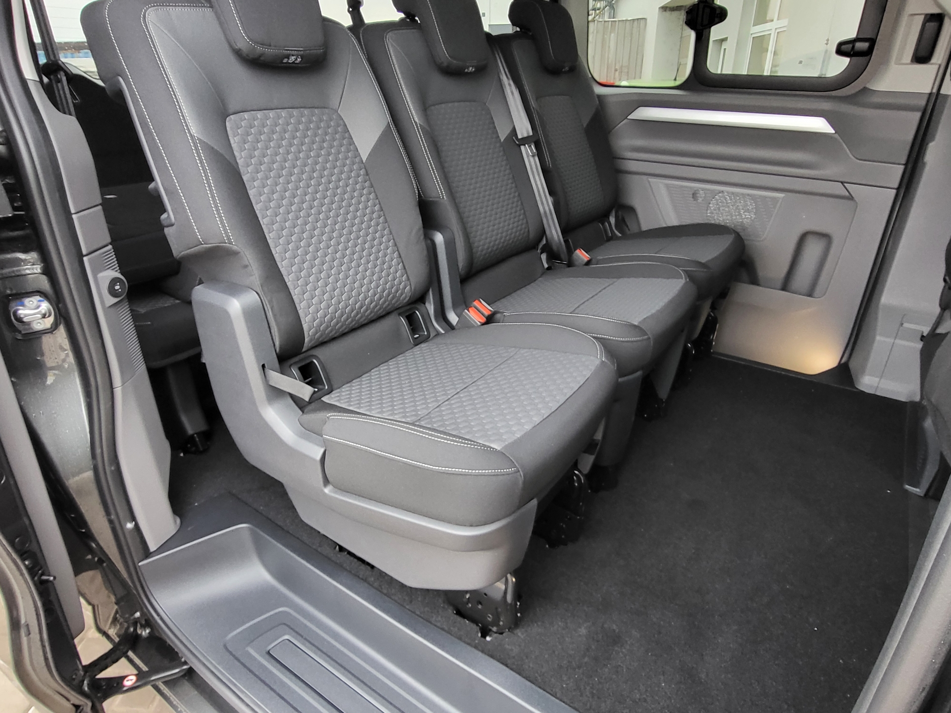 Volkswagen Caravelle