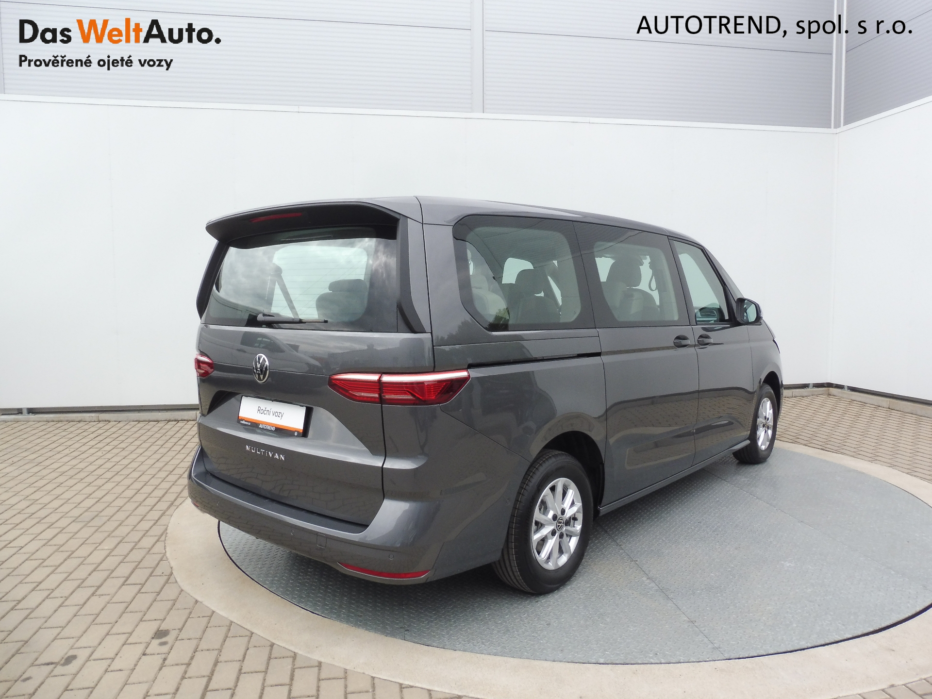 Volkswagen Nový Multivan
