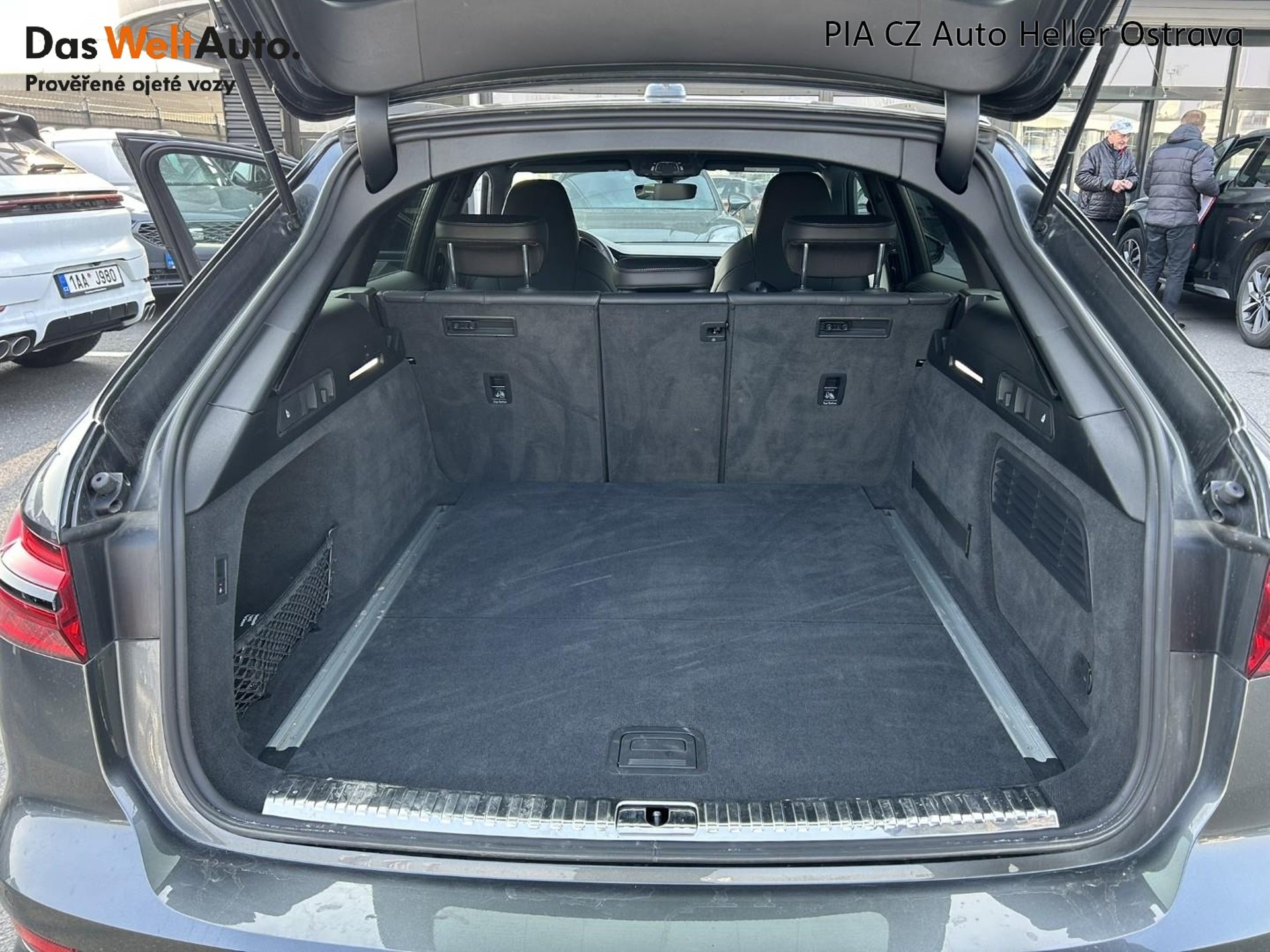 Audi S6 Avant