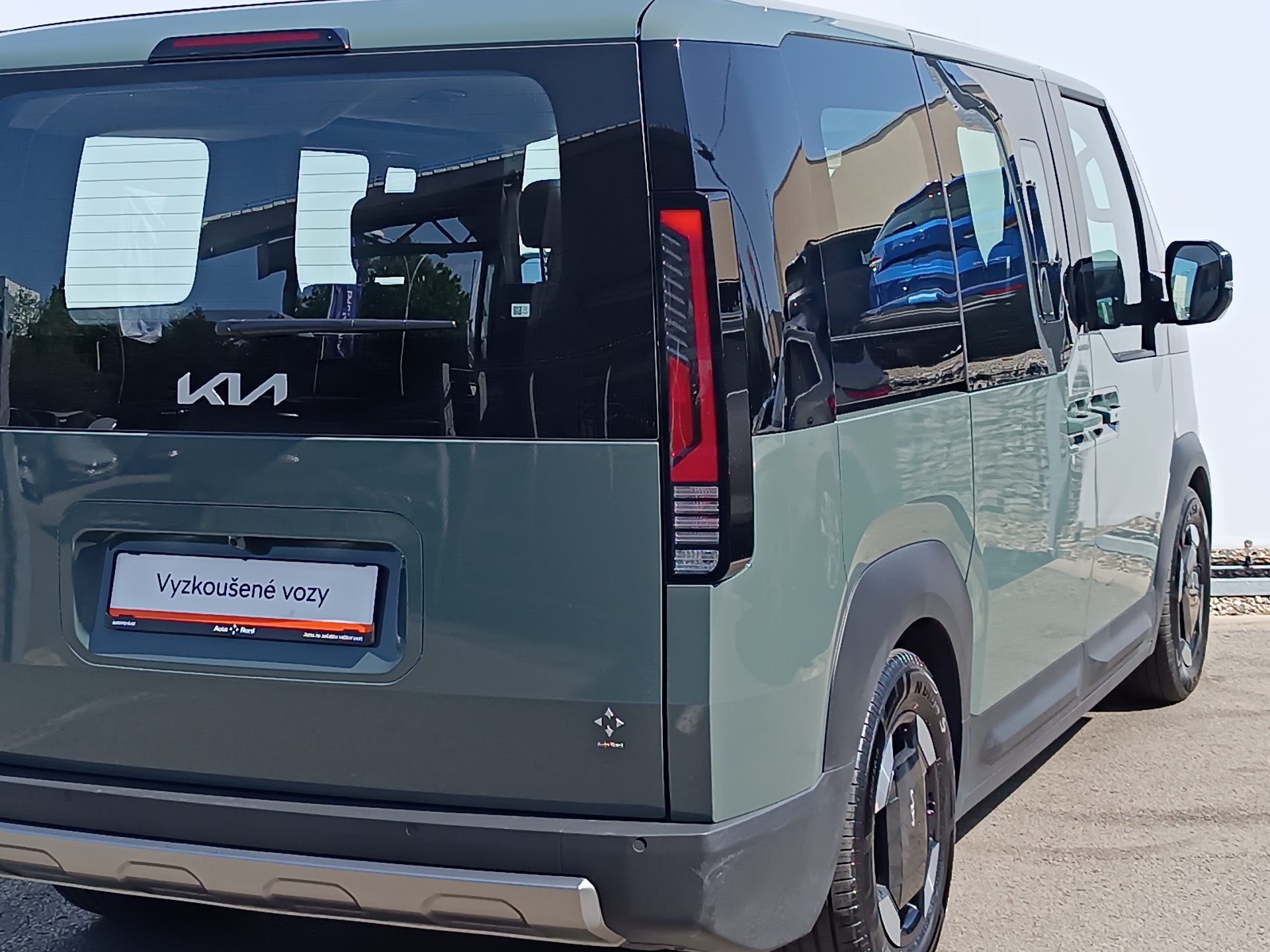 Kia PV5 Passenger
