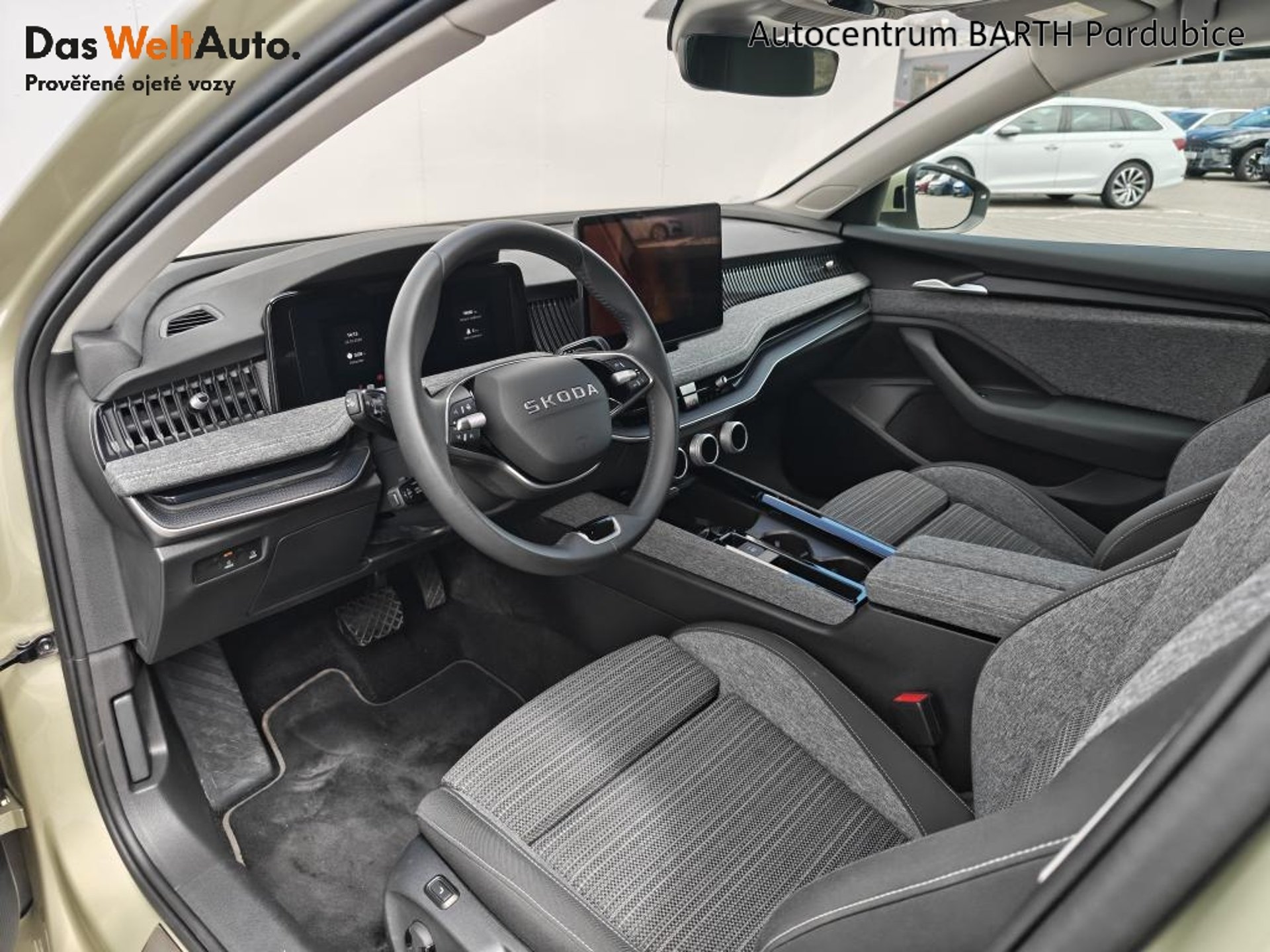 Škoda Superb