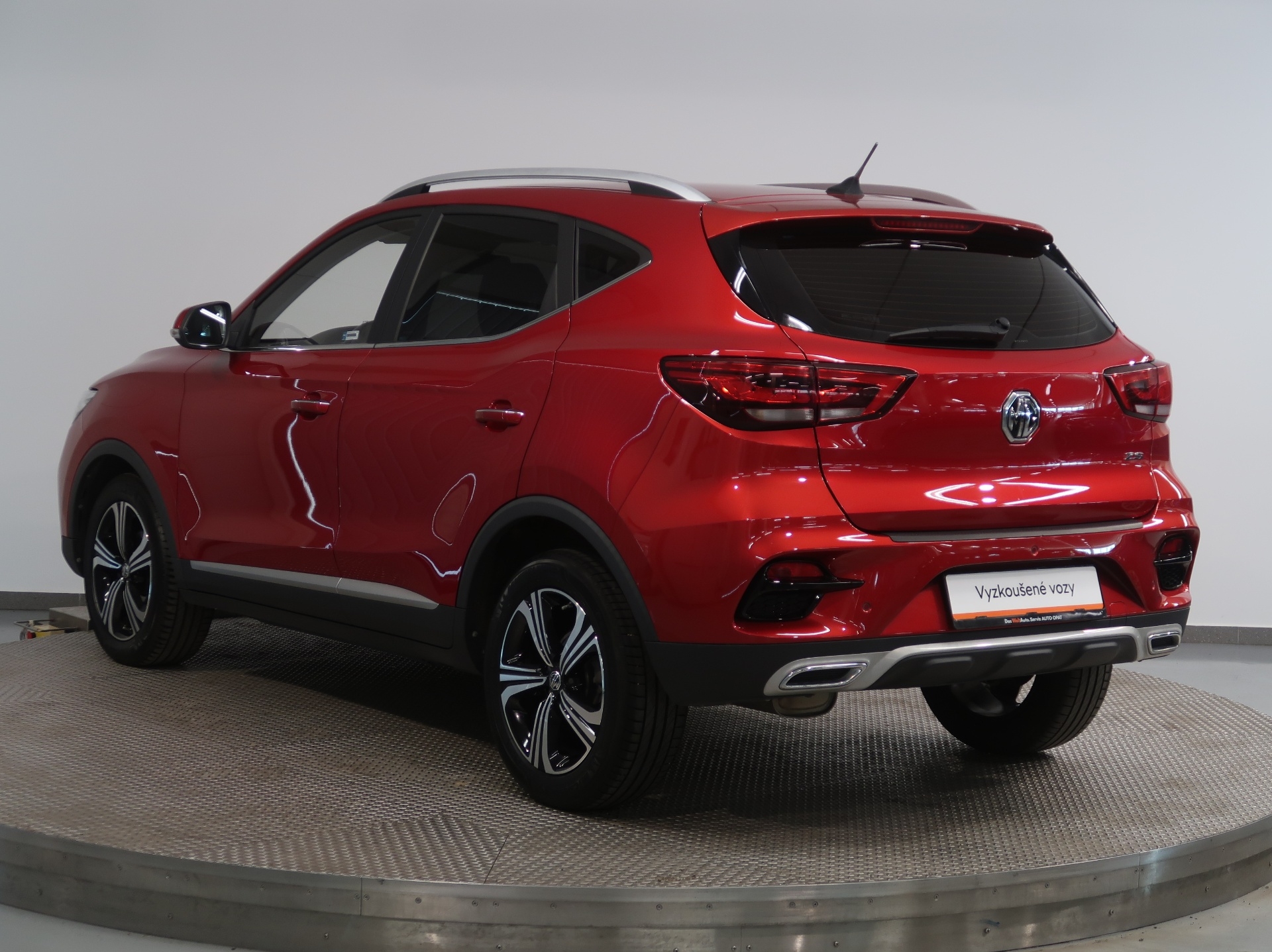 MG ZS