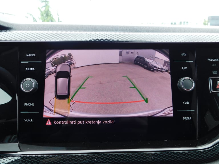 Volkswagen Taigo 2025: fotografija 15