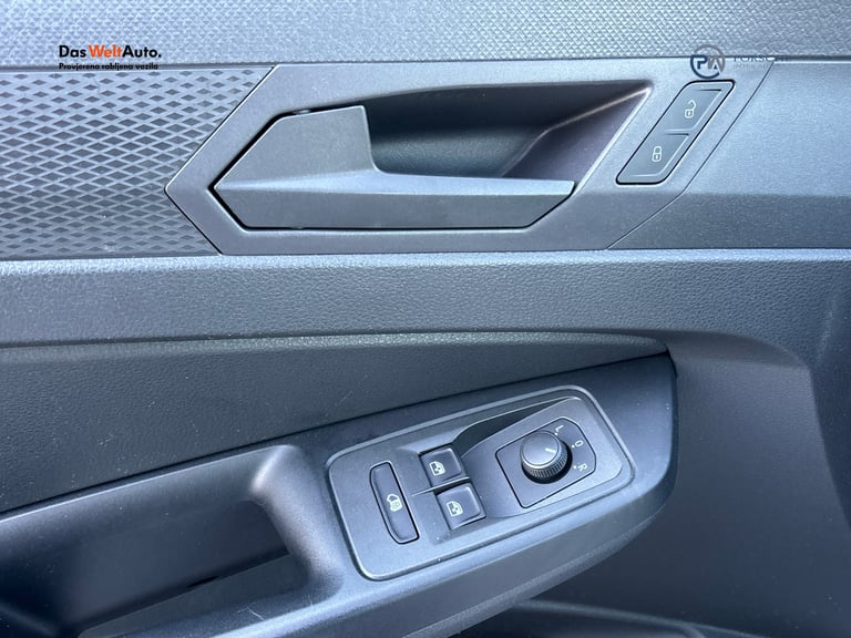 Volkswagen Caddy 2022: fotografija 23