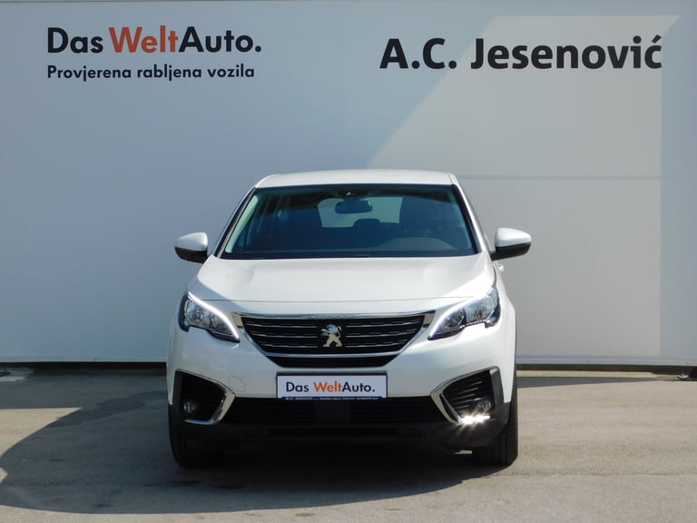 Peugeot 5008 2017: fotografija 2