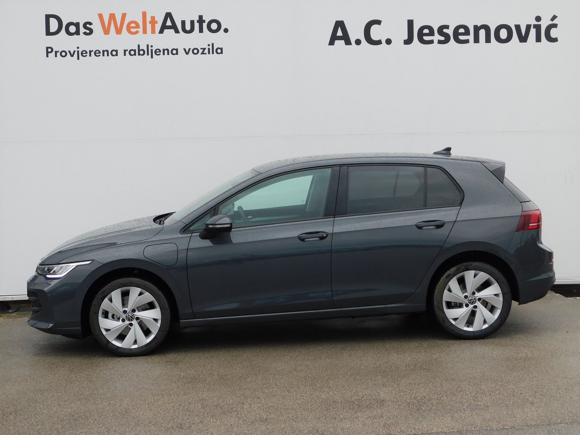 Volkswagen Golf 8 1.5 TSI eHybrid DSG Life Plus, fotografija 6