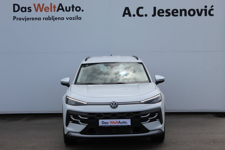 Volkswagen T-Roc 2026: fotografija 2