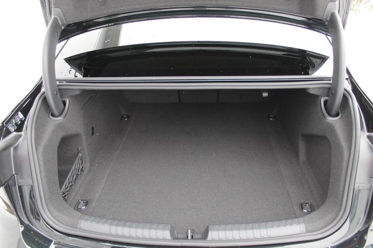 Audi A6 2025: fotografija 17