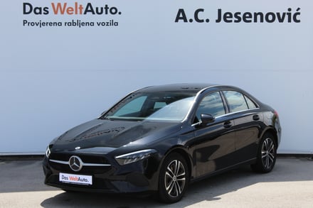 Mercedes A Limousine A 250 e
