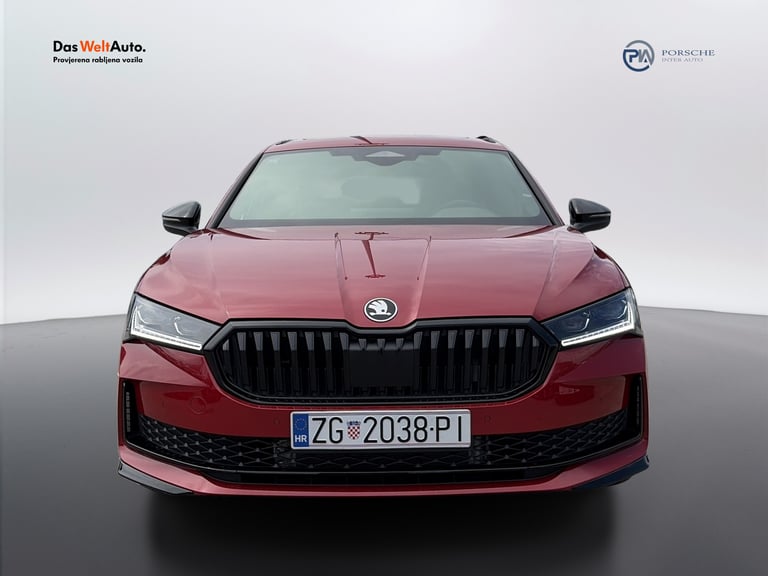 Škoda Superb Combi 2026: fotografija 2