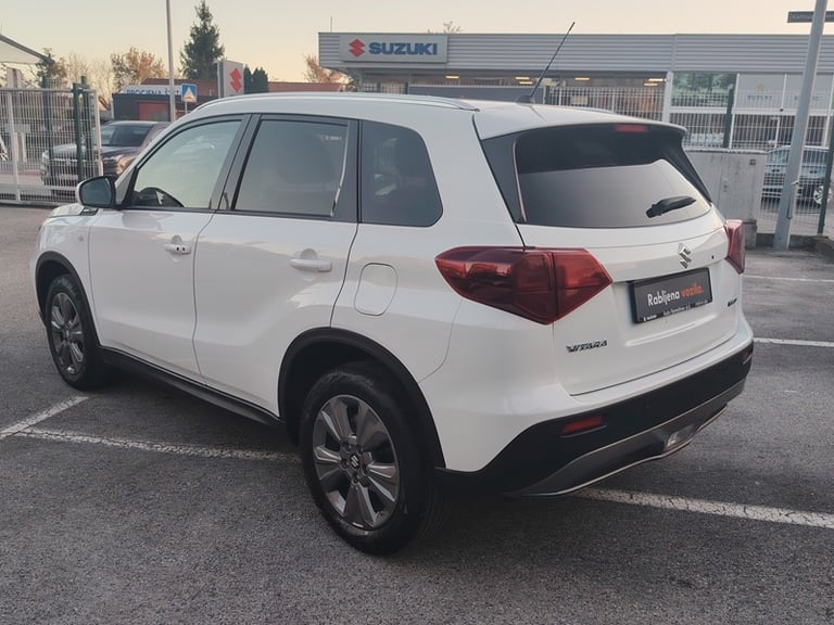Suzuki Vitara 2026: fotografija 2