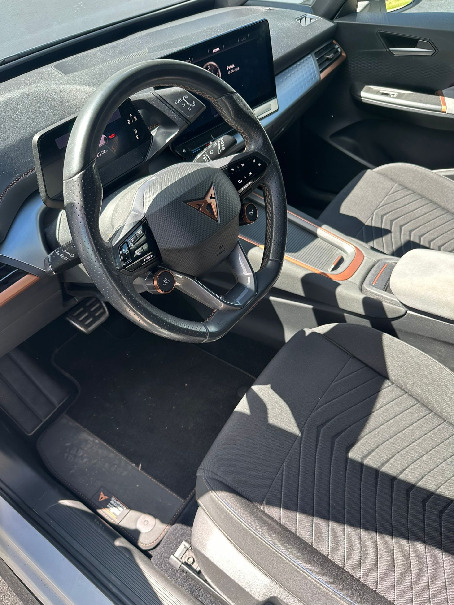 CUPRA Born 77 (82) kWh eBOOST 2023, fotografija 9