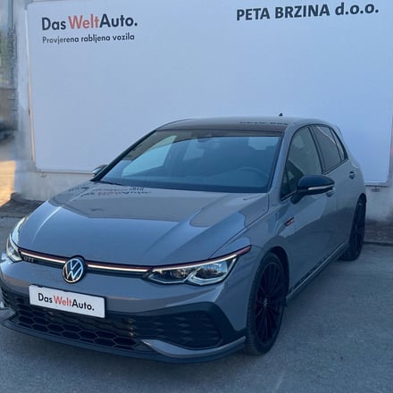 Volkswagen GOLF 8