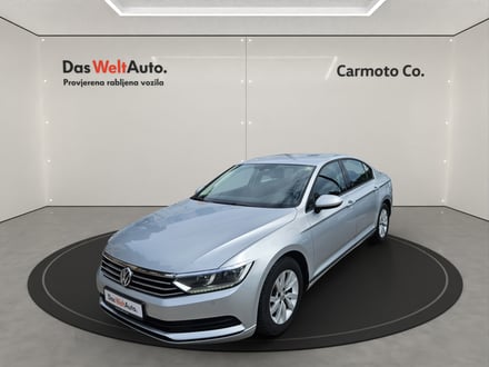 Volkswagen PASSAT 1.6 TDI DSG Plus