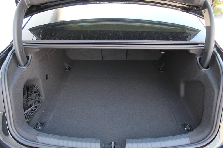 Audi A6 2026: fotografija 15