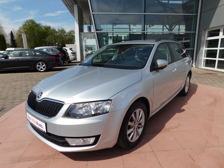 Škoda OCTAVIA Combi Style 1.6 TDI DSG