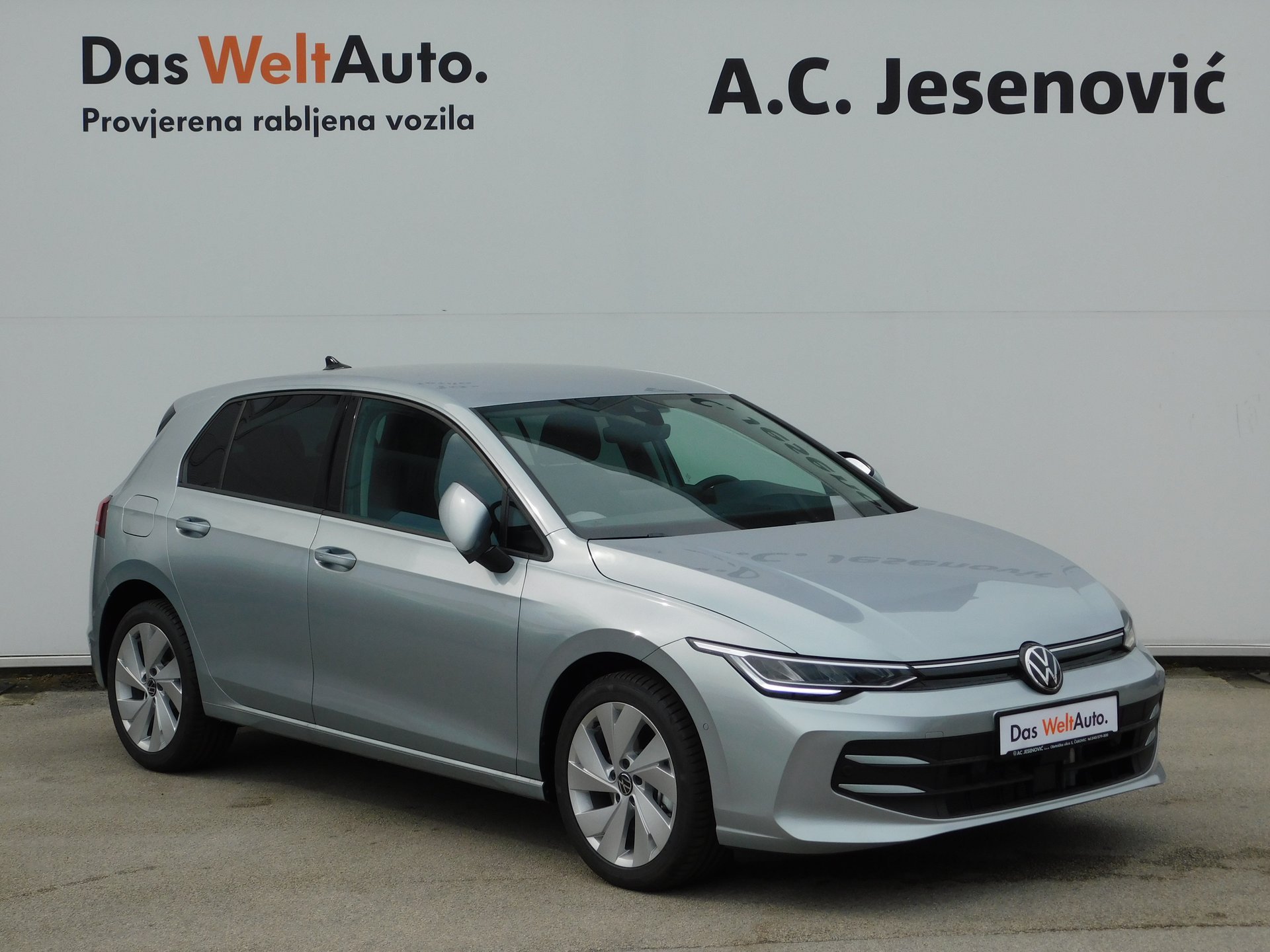 Volkswagen Golf 1.5 TSI eHybrid DSG Life Plus 2025, pogled izvana - slika 3