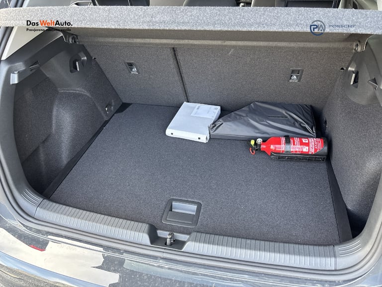 Volkswagen Golf VIII 2026: fotografija 25