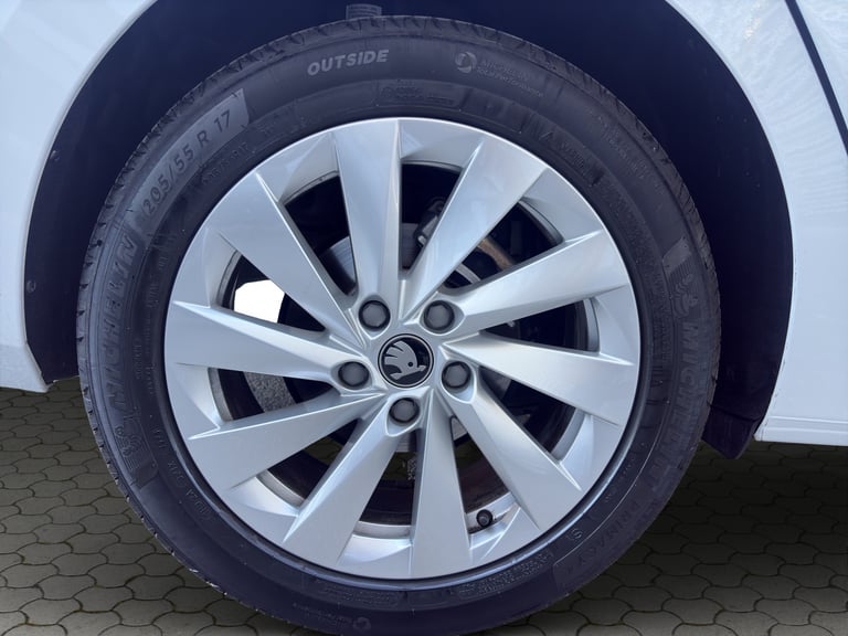 Škoda Octavia 2026: fotografija 18