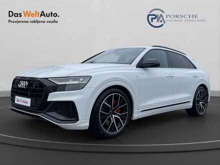 Audi Q8 55TFSIe quattro tip Select