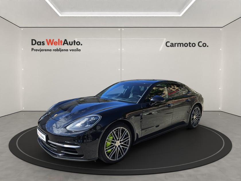 Porsche Panamera 4 E-Hybrid