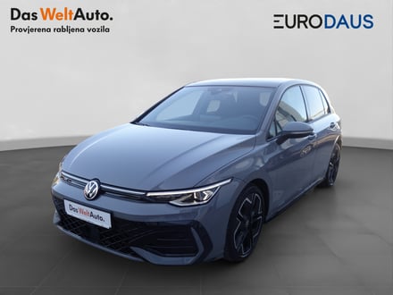 Volkswagen GOLF 8 PA 1.5 eTSI DSG R-Line