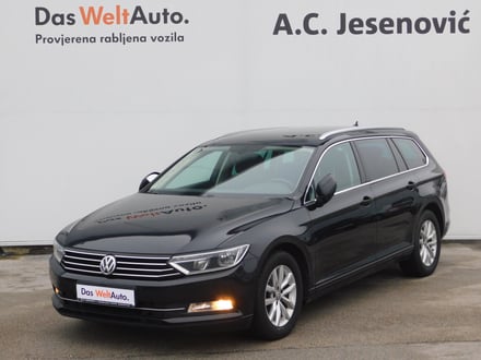 Volkswagen PASSAT VARIANT 1.6 TDI DSG Comfortline