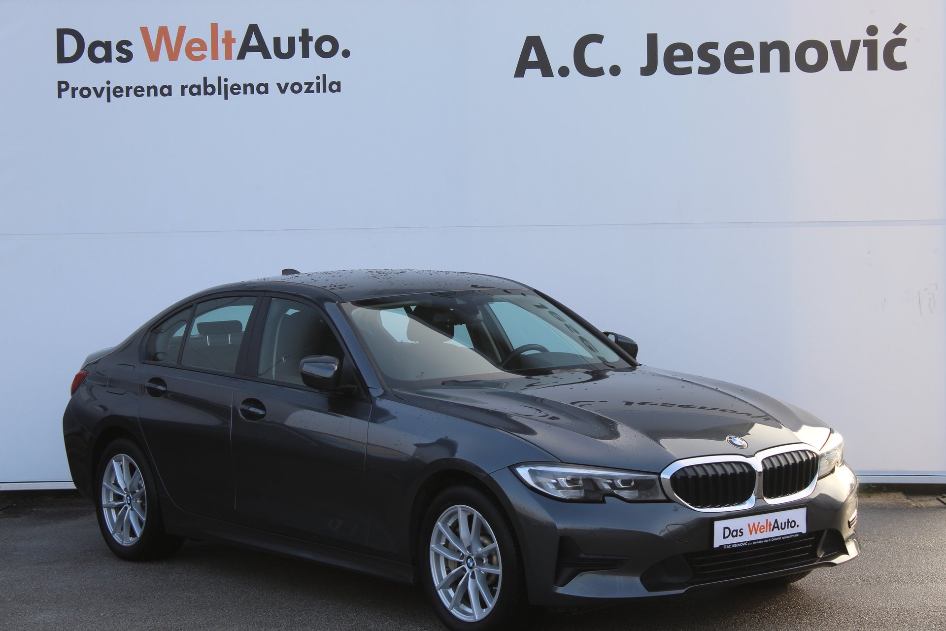 BMW 330e iPerformance Aut. 2020, fotografija 3