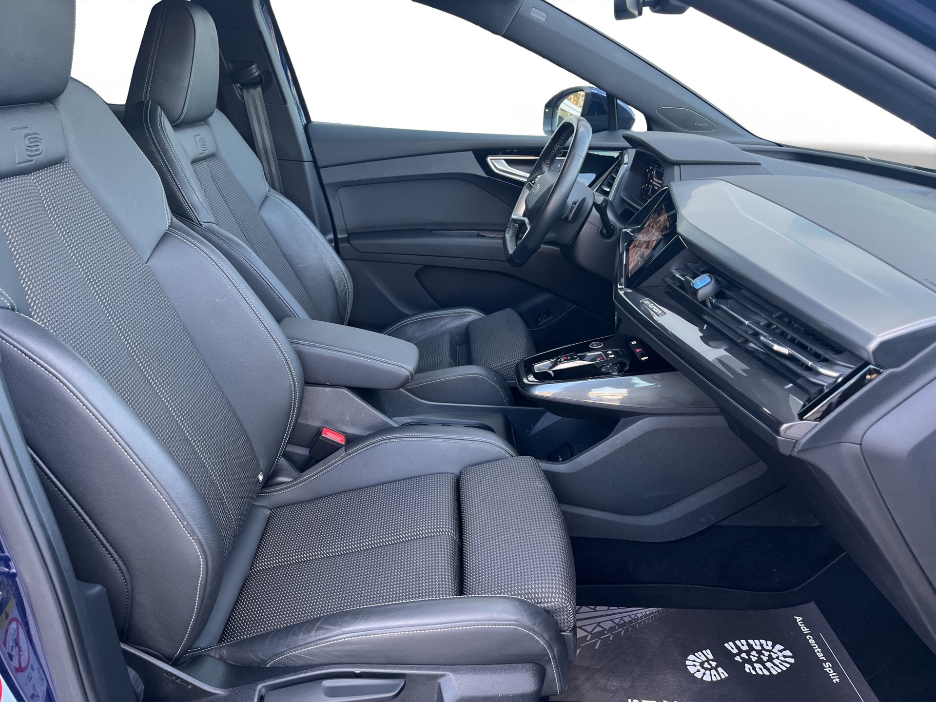 Audi Q4 Sportback e-tron 40 e-tron 2022, fotografija 15
