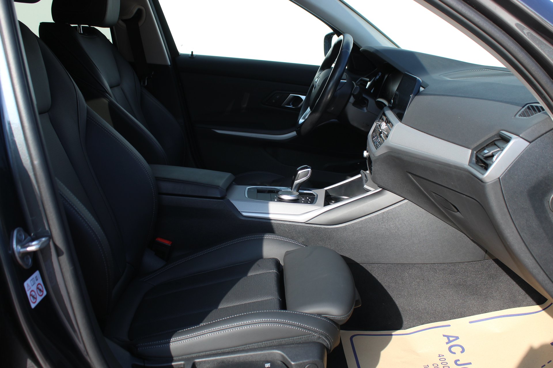 BMW 320e Aut. 2022, fotografija 10