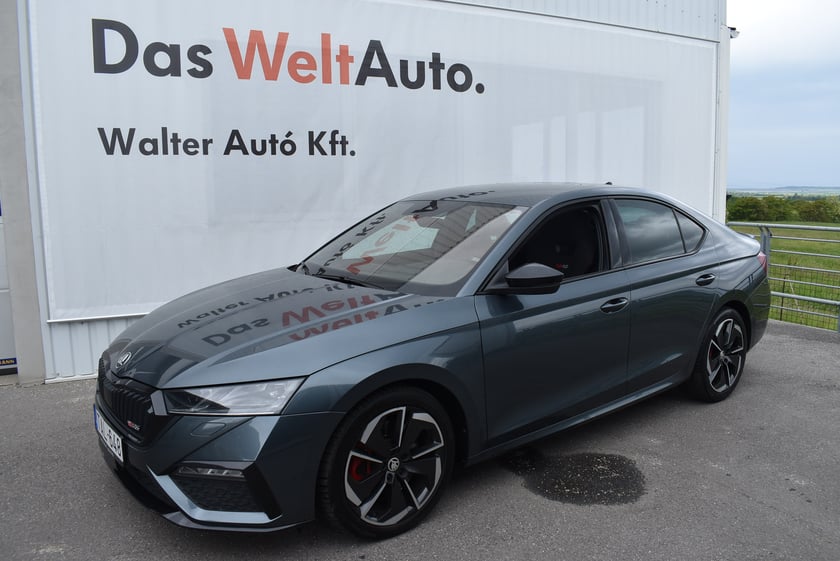 Škoda OCTAVIA RS 2.0 TSI DSG