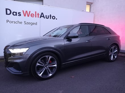 Audi Q8 55 TFSI quattro tiptronic