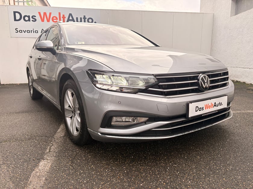 VW Passat Variant Elegance 2.0 TDI
