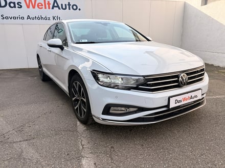 VW Passat Elegance 2.0 TDI DSG 4Motion