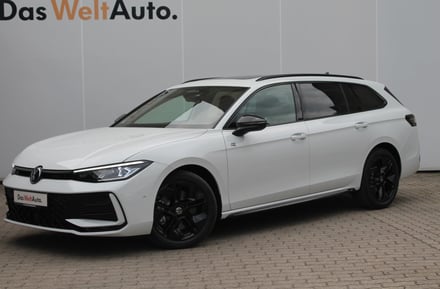 VW Passat Var. R-Line 2.0 TDI DSG 4Motion