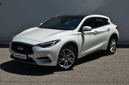 Infiniti Q30 1.6t Premium DCT
