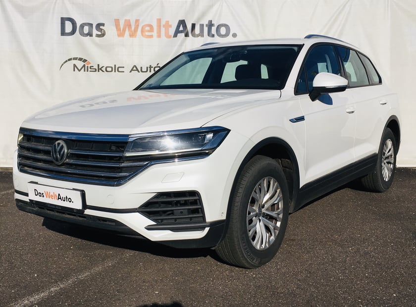 VW Touareg 3.0 V6 TDI Camel
