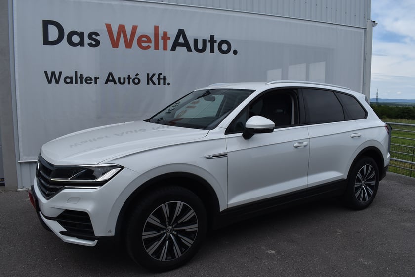 VW Touareg 3.0 V6 TDI Camel