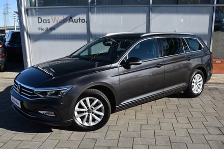 VW Passat Variant Business 2.0 TDI DSG