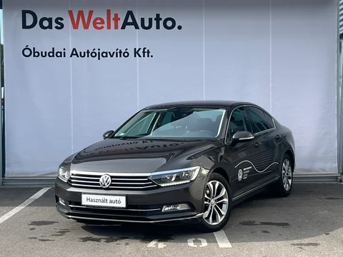 VW Passat