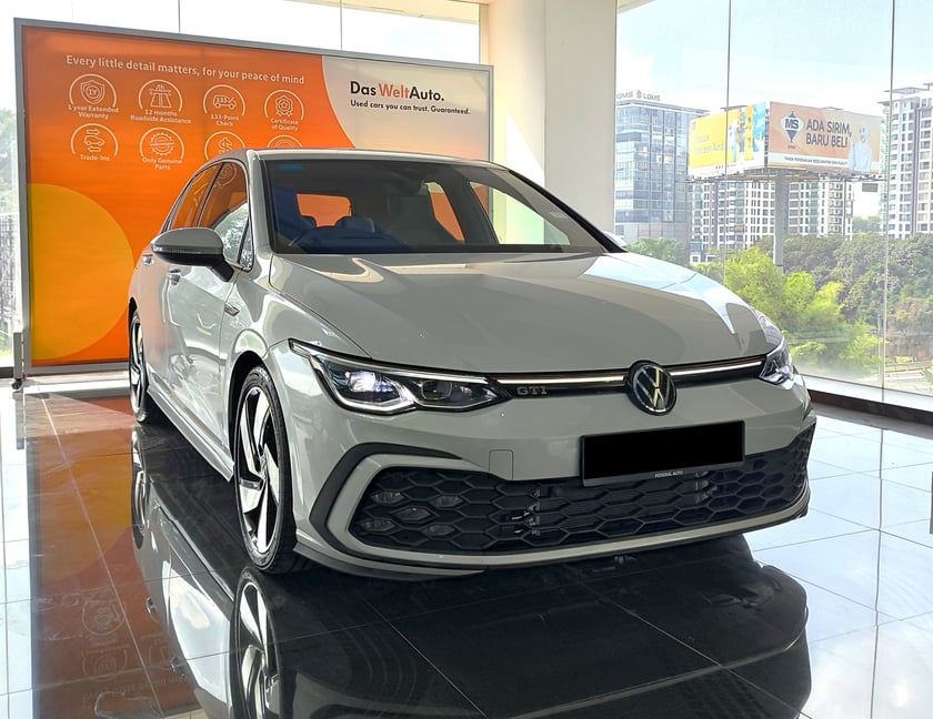 VW Golf GTI IQ. DRIVE (HK)