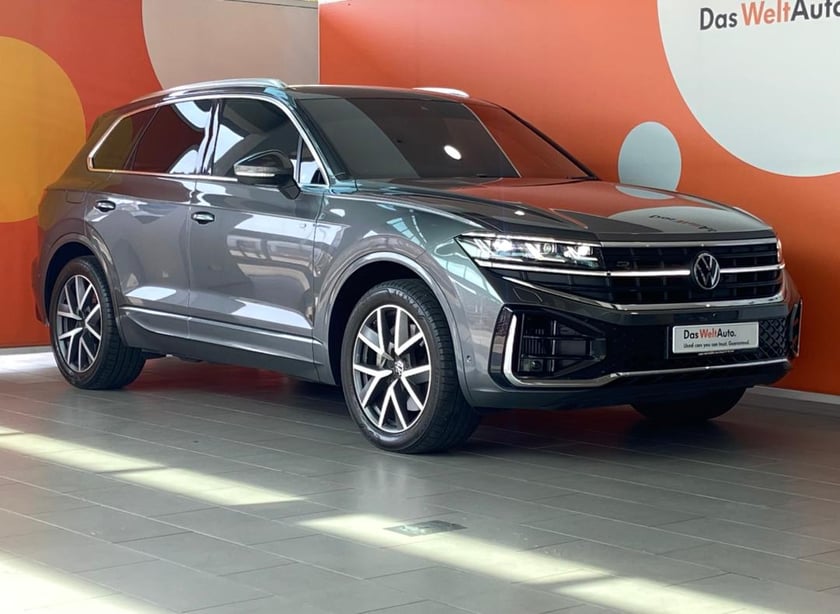 VW Touareg R-Line IQ. DRIVE