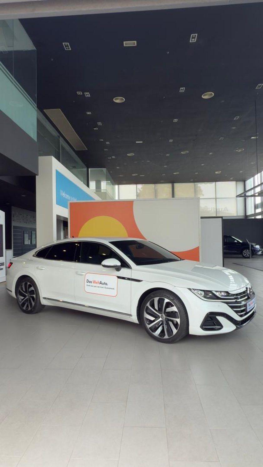 VW Arteon R-Line IQ. DRIVE