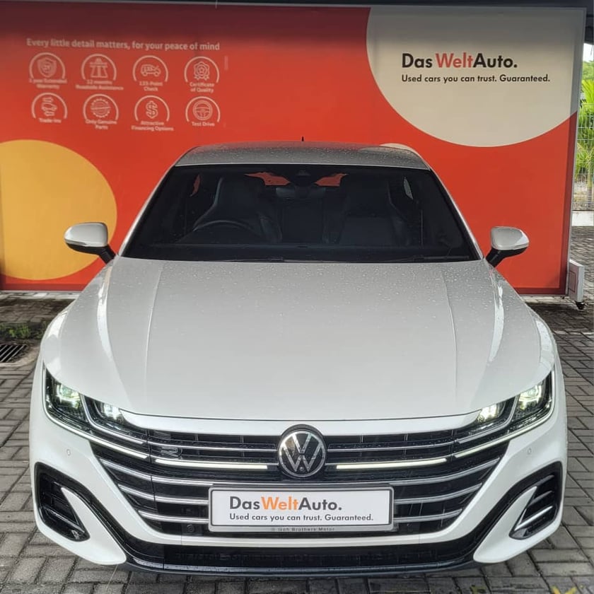 VW Arteon R-Line IQ. DRIVE