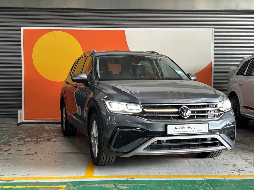 VW Tiguan Allspace Elegance IQ. DRIVE