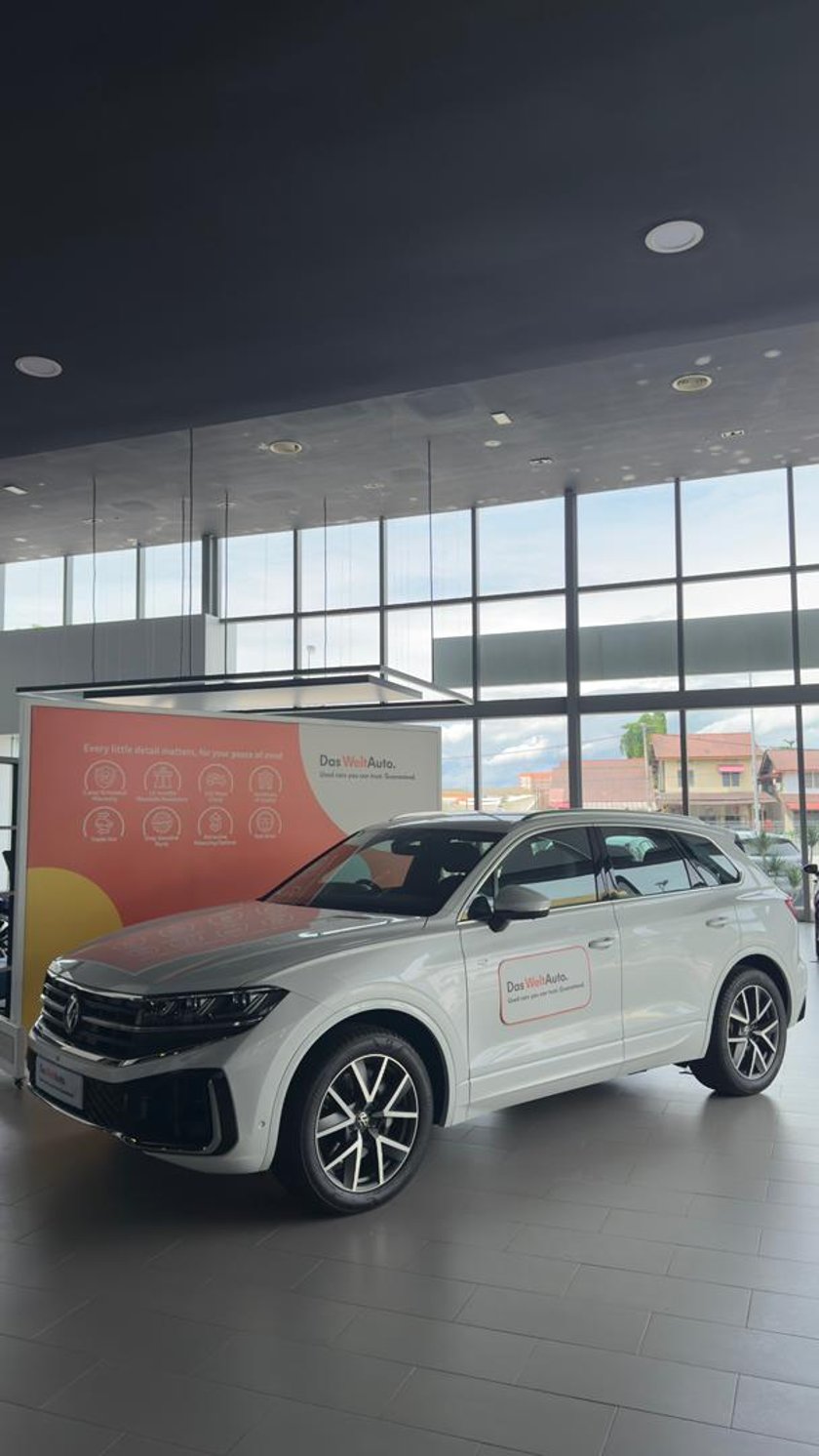 VW Touareg R-Line IQ. DRIVE