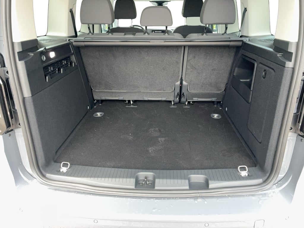 VOLKSWAGEN Caddy 2026 — imagine 12