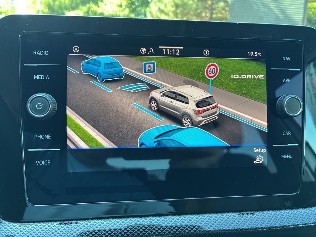 VOLKSWAGEN T-Cross 2026 — imagine 14