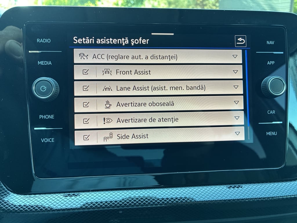 VOLKSWAGEN T-Cross 2026 — imagine 15