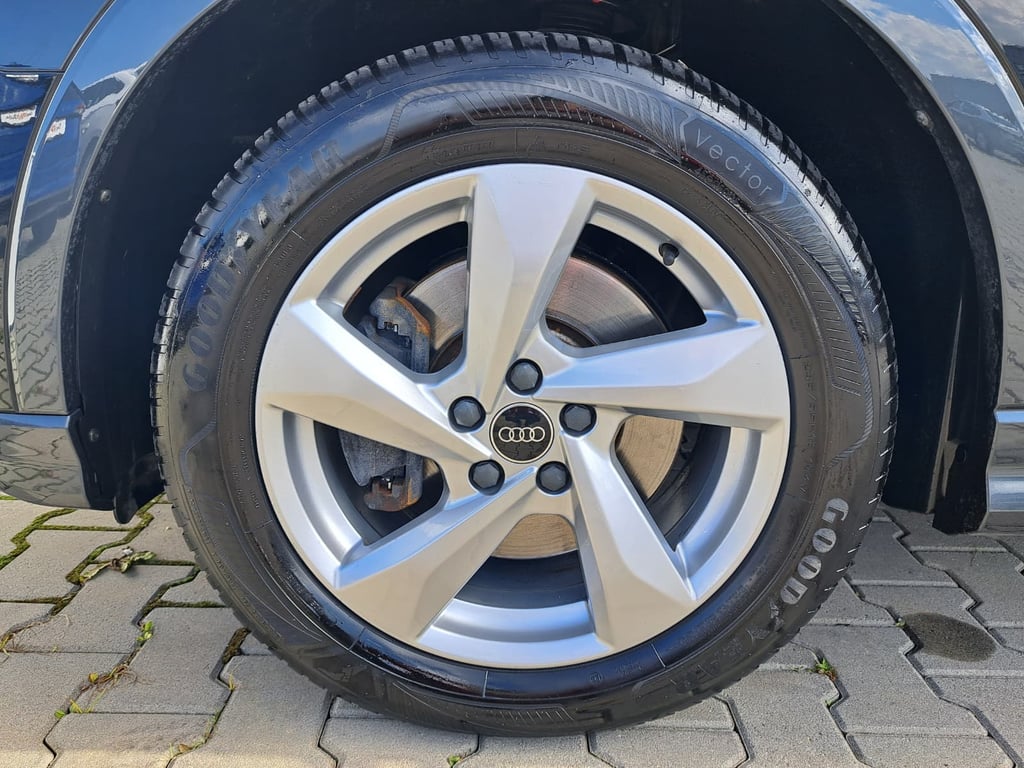 AUDI Q3 2024 — imagine 8
